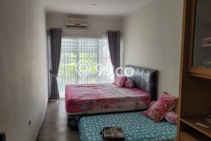 Lokasi strategis! Rumah siap huni disewakan di Karawaci LB 200m2 Lokasi strategis! Rumah siap huni disewakan di Karawaci LB 200m2