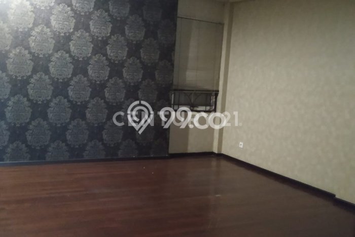 Ruko Paling Dicari LB 220m2 Dijual di Karawaci Ruko Paling Dicari LB 220m2 Dijual di Karawaci