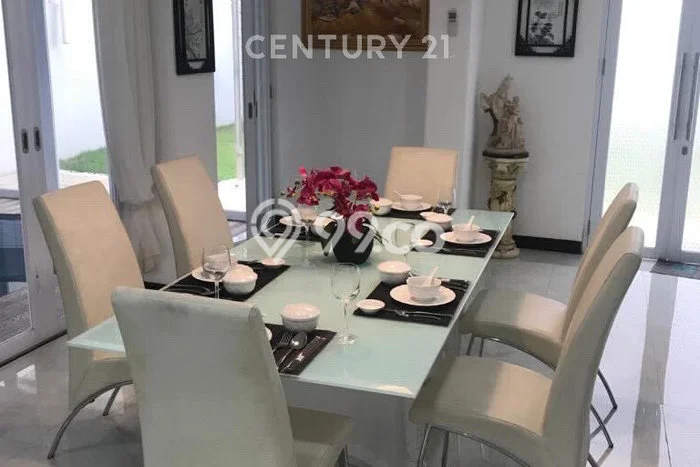 For Sale! Luxury House LT 442m2 Desain Modern di Lippo Karawaci For Sale! Luxury House LT 442m2 Desain Modern di Lippo Karawaci