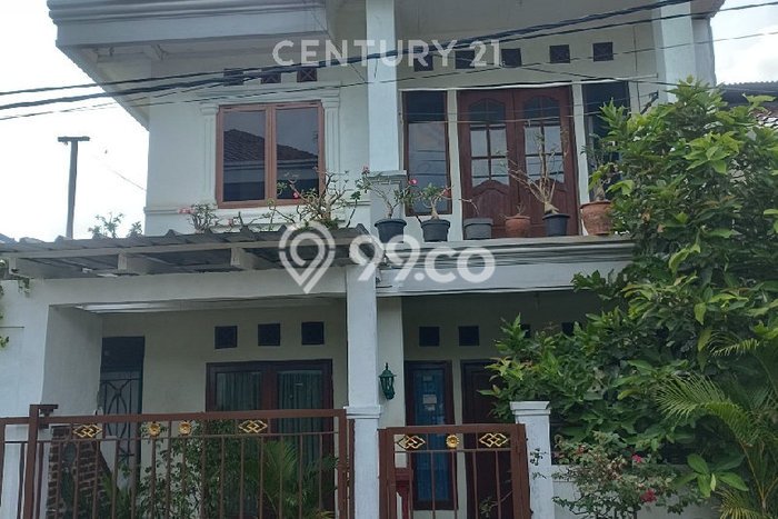 For Sale Rumah 5 Kamar Lokasi Strategis Bagus dan Strategis di Karawaci For Sale Rumah 5 Kamar Lokasi Strategis Bagus dan Strategis di Karawaci