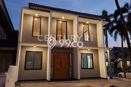 Jual Rumah Mewah Elegan Dengan View Cantik di Lippo Karawaci, Tangerang Jual Rumah Mewah Elegan Dengan View Cantik di Lippo Karawaci, Tangerang