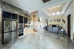 Rumah Mewah LB 475m2 Siap Pakai Desain Elegan di Kota Baru Parahyangan, Bandung Rumah Mewah LB 475m2 Siap Pakai Desain Elegan di Kota Baru Parahyangan, Bandung
