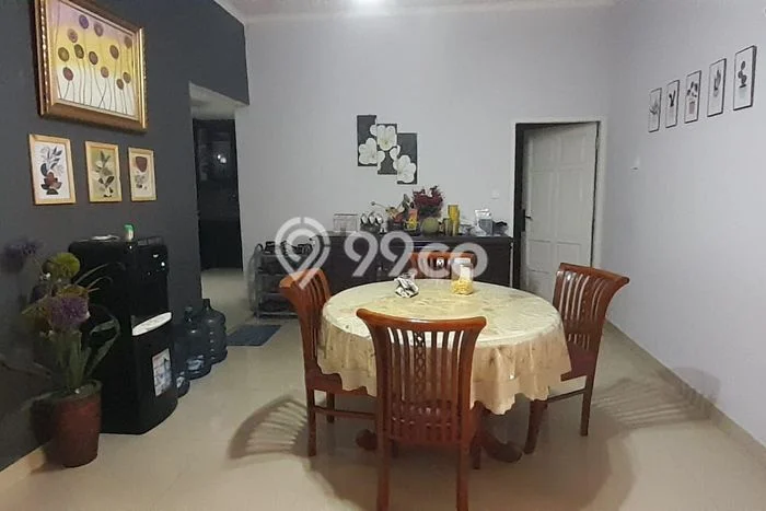 Rumah Strategis di , Dekat Kawasan Bisnis, Bandung - LT 301m2m² Rumah Strategis di , Dekat Kawasan Bisnis, Bandung - LT 301m2m²
