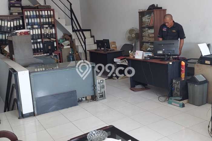 Ruko Bagus Dijual LB 150m2 Lokasi Strategis Bandung Area Cocok untuk Berbisnis Ruko Bagus Dijual LB 150m2 Lokasi Strategis Bandung Area Cocok untuk Berbisnis