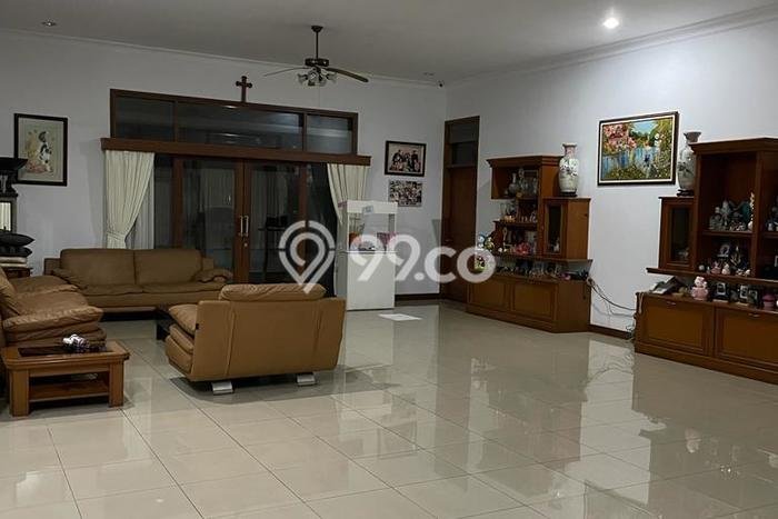 For Sale! Premium House LT 2295m2 Desain Elegan di Setiabudi For Sale! Premium House LT 2295m2 Desain Elegan di Setiabudi