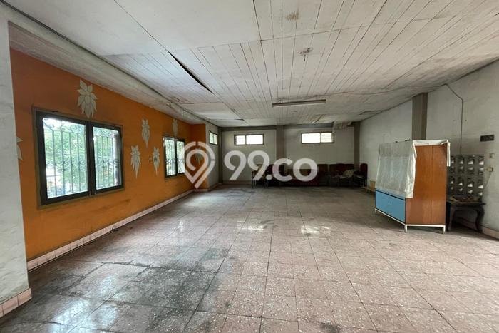 Area Ramai! Komersial Dijual di Astanaanyar untuk Bisnis Luas Bangunan 322m2 Area Ramai! Komersial Dijual di Astanaanyar untuk Bisnis Luas Bangunan 322m2