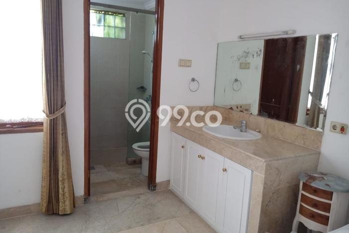 For Sale! Premium House LT 415m2 Desain Modern di Setra Sari For Sale! Premium House LT 415m2 Desain Modern di Setra Sari
