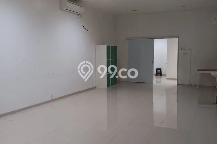 Disewakan Ruko di Kawasan Ramai Surya Sumantri Luas 270m2 Disewakan Ruko di Kawasan Ramai Surya Sumantri Luas 270m2