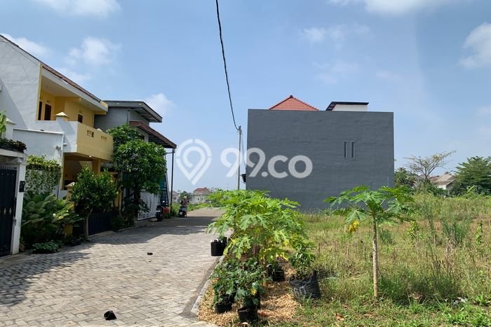 Rumah Kost untuk Dijual di Malang Kota Punya 10 Kamar Rumah Kost untuk Dijual di Malang Kota Punya 10 Kamar