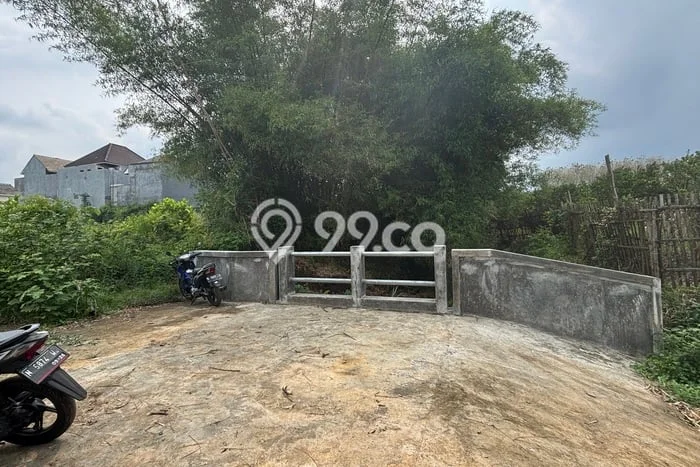 Lahan Strategis di Dau Dijual dengan Luas 100m2 Lahan Strategis di Dau Dijual dengan Luas 100m2