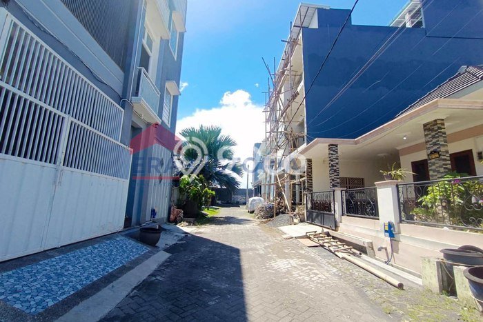 Dijual Segera Rumah Kost di Soekarno Hatta, Malang 21 Kamar Dijual Segera Rumah Kost di Soekarno Hatta, Malang 21 Kamar