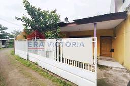 For Sale Rumah 8 Kamar Lokasi Strategis Bagus dan Strategis di Pakis For Sale Rumah 8 Kamar Lokasi Strategis Bagus dan Strategis di Pakis
