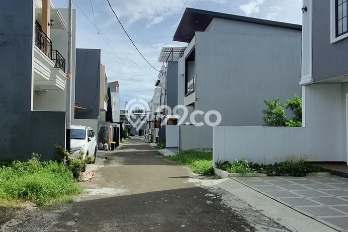 Tanah Dijual di Jakarta Selatan Seluas 94m2 Strategis Tanah Dijual di Jakarta Selatan Seluas 94m2 Strategis