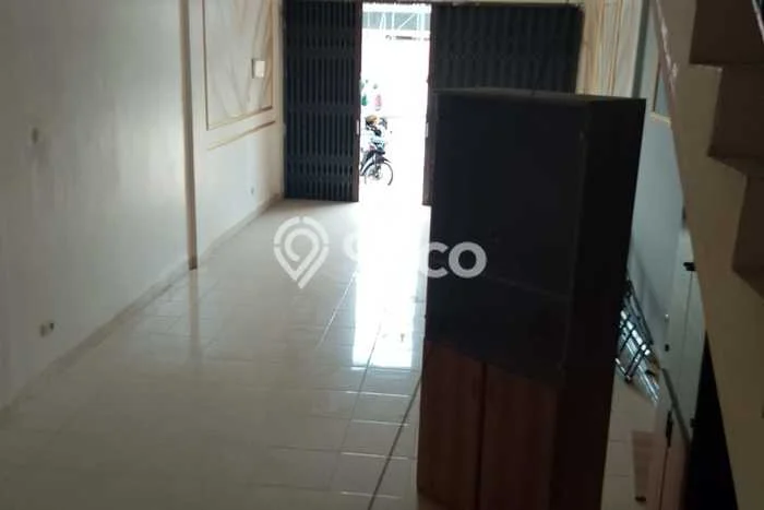 Dijual! Ruko di Kemanggisan Jakarta Barat LT 52m2 / LB 158m2 Kawasan Bisnis Dijual! Ruko di Kemanggisan Jakarta Barat LT 52m2 / LB 158m2 Kawasan Bisnis