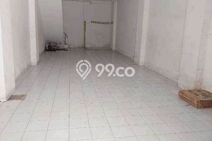 Lokasi Strategis! Dijual Ruko Bisnis di Cengkareng, Jakarta Barat Kondisi Baik Lokasi Strategis! Dijual Ruko Bisnis di Cengkareng, Jakarta Barat Kondisi Baik