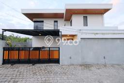 Vila di , Luas 230m2m², Akses ke berbagai keperluan Vila di , Luas 230m2m², Akses ke berbagai keperluan