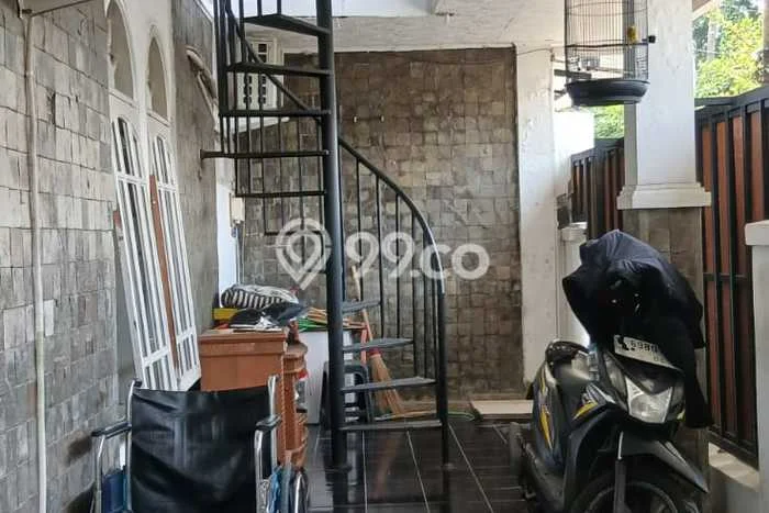 Rumah Kost untuk Dijual di Margahayu dengan 16 KT, 10 KM, Luas 200m2 Rumah Kost untuk Dijual di Margahayu dengan 16 KT, 10 KM, Luas 200m2