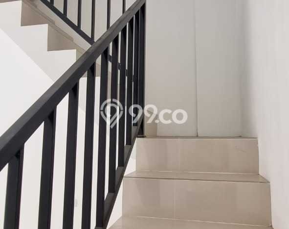 Ruko For Rent di Lembang, Luas 80m², Lokasi Komersial, Jalan Strategis Ruko For Rent di Lembang, Luas 80m², Lokasi Komersial, Jalan Strategis