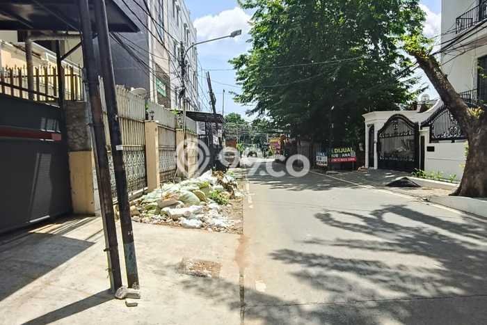 Rumah Elit LB 213m2 Siap Huni Desain Elegan di Tomang, Jakarta Barat Rumah Elit LB 213m2 Siap Huni Desain Elegan di Tomang, Jakarta Barat
