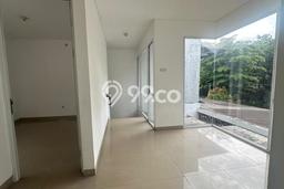 Dijual Cepat Rumah Favorit Siap Huni LB 145m2 di Tangerang, Tangerang Dijual Cepat Rumah Favorit Siap Huni LB 145m2 di Tangerang, Tangerang