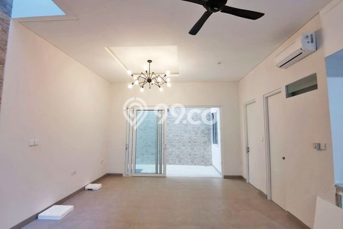 Rumah Cantik Estetis lagi disewakan. Disewakan Rumah Intercon 2 Lt Furnished. Rumah Cantik Estetis lagi disewakan. Disewakan Rumah Intercon 2 Lt Furnished.