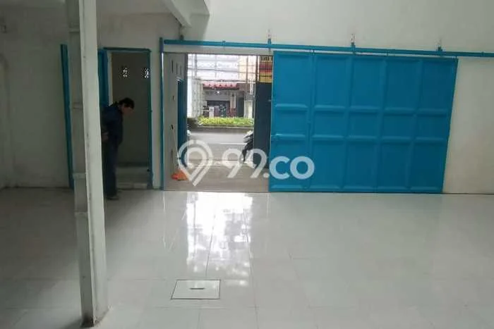 Ruko untuk Disewa di Pusat Bandung Luas Bangunan 120m2 Ruko untuk Disewa di Pusat Bandung Luas Bangunan 120m2