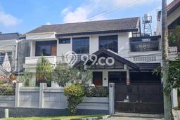 Rumah Kontrakan Bandung LT 285m2 LB 179m2 Kawasan Surya Sumantri Rumah Kontrakan Bandung LT 285m2 LB 179m2 Kawasan Surya Sumantri