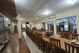 Unit Komersial Tersedia di Soekarno Hatta Spesifikasi LB 400m2 Unit Komersial Tersedia di Soekarno Hatta Spesifikasi LB 400m2