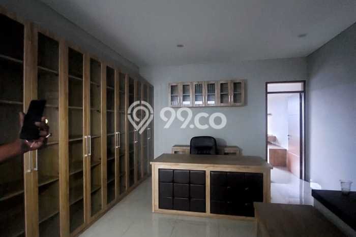 FOR RENT! Ruko di Bandung Kota Cocok untuk Bisnis 168m2 FOR RENT! Ruko di Bandung Kota Cocok untuk Bisnis 168m2