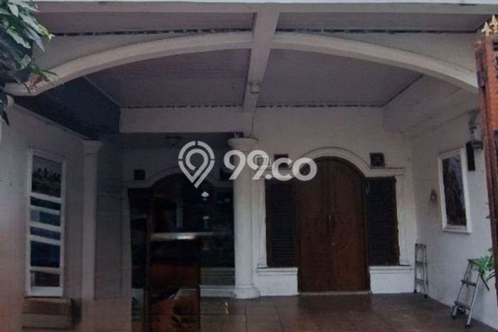 Dijual Rumah 5 Kamar Lokasi Ideal Bagus dan Strategis di Cibodas Dijual Rumah 5 Kamar Lokasi Ideal Bagus dan Strategis di Cibodas