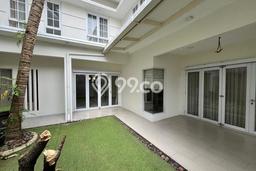 Dijual Rumah Mewah Megah Dengan View Cantik di Raffles Hills, Jakarta Timur Dijual Rumah Mewah Megah Dengan View Cantik di Raffles Hills, Jakarta Timur