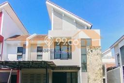 Rumah Minimalis 3 Kamar LT 210m2 di Legenda Wisata Rumah Minimalis 3 Kamar LT 210m2 di Legenda Wisata