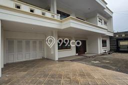For Sale Rumah Elit Exclusive di Tebet, Jakarta Selatan For Sale Rumah Elit Exclusive di Tebet, Jakarta Selatan
