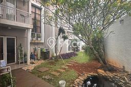 Dijual Rumah Luas Elegan Dengan View Cantik di Joglo, Jakarta Barat Dijual Rumah Luas Elegan Dengan View Cantik di Joglo, Jakarta Barat