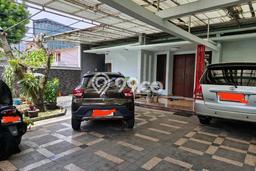 For Sale! Premium House LT 775m2 Desain Modern di Kebagusan For Sale! Premium House LT 775m2 Desain Modern di Kebagusan