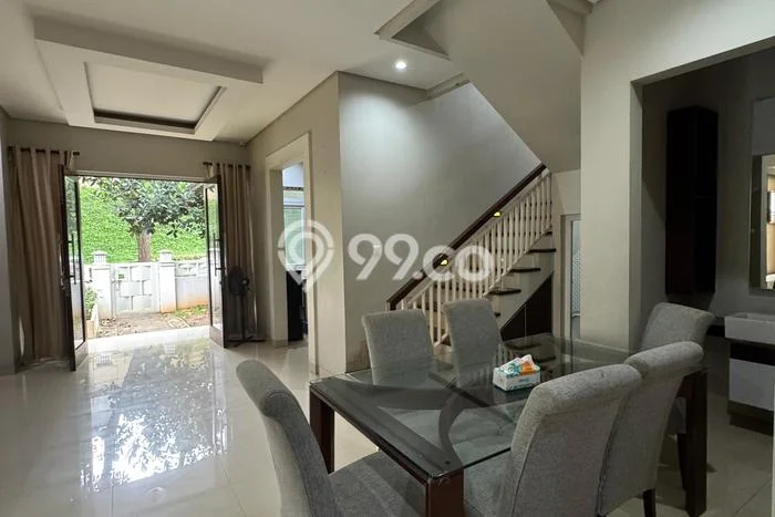 Rumah Elit Modern Tanpa Renovasi di Jatikarya Bekasi Rumah Elit Modern Tanpa Renovasi di Jatikarya Bekasi