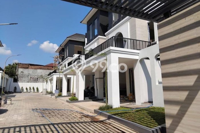 Rumah Luas Asri 5 KT Siap Pakai di Semeru Semarang Rumah Luas Asri 5 KT Siap Pakai di Semeru Semarang