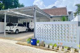 Rumah Modern Cantik 3 KT Bisa Langsung Pindah di Banyumanik Rumah Modern Cantik 3 KT Bisa Langsung Pindah di Banyumanik
