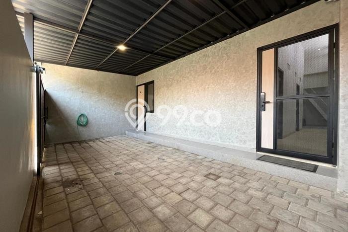 Dijual Kost di Semarang Barat, Semarang, 10 KT, 11 KM, Luas 180m2 Dijual Kost di Semarang Barat, Semarang, 10 KT, 11 KM, Luas 180m2