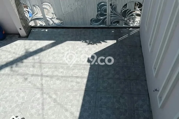 Aset Investasi! Kost Dijual di Semarang Tengah, Semarang, 24 KT, 13 KM, Luas 520m2 Aset Investasi! Kost Dijual di Semarang Tengah, Semarang, 24 KT, 13 KM, Luas 520m2
