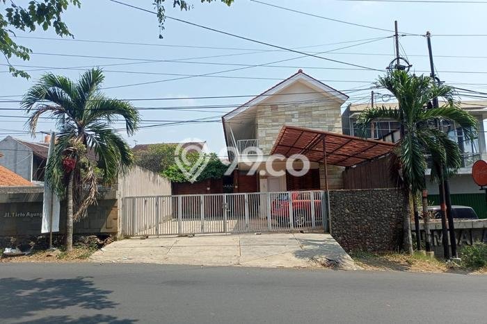 Rumah Kost Dijual di Tembalang, Semarang dengan 8 Kamar Tidur, 8 Kamar Mandi Rumah Kost Dijual di Tembalang, Semarang dengan 8 Kamar Tidur, 8 Kamar Mandi