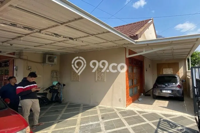 Unit Kost Dijual di Kawasan Semarang Selatan Semarang dengan 5 KT Unit Kost Dijual di Kawasan Semarang Selatan Semarang dengan 5 KT