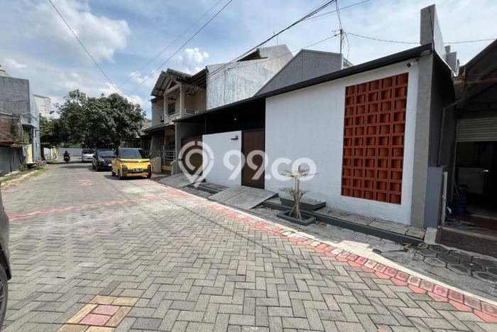 Dijual Kost di Semarang Barat, Semarang, 10 KT, 11 KM, Luas 180m2 Dijual Kost di Semarang Barat, Semarang, 10 KT, 11 KM, Luas 180m2