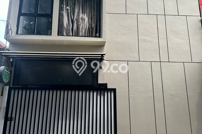 Rumah Kost Dijual di Jatinegara, Jakarta Timur, Spesifikasi 0 KT, 13 KM, 238m2 Rumah Kost Dijual di Jatinegara, Jakarta Timur, Spesifikasi 0 KT, 13 KM, 238m2