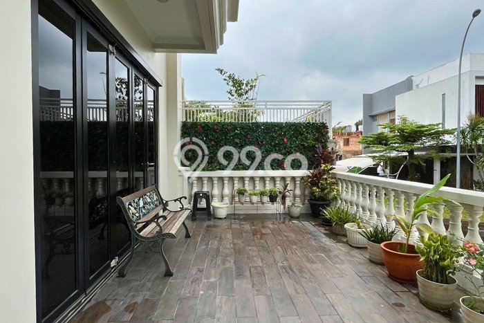 Rumah Elit Modern Siap Huni di BSD The Green Tangerang Rumah Elit Modern Siap Huni di BSD The Green Tangerang
