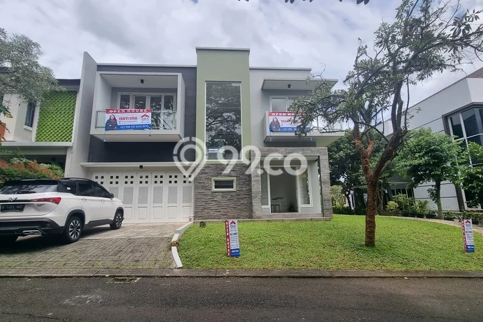 Hunian Eksklusif Siap Huni LT 300m2 di BSD, Tangerang Selatan Hunian Eksklusif Siap Huni LT 300m2 di BSD, Tangerang Selatan
