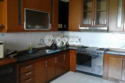 Rumah 4 Kamar Tidur Konsep Modern di Kawasan Elite Resor Dago Pakar, Bandung Rumah 4 Kamar Tidur Konsep Modern di Kawasan Elite Resor Dago Pakar, Bandung