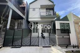 For Sale Hunian Rumah Nyaman 4 Kamar di Cigadung, Bandung For Sale Hunian Rumah Nyaman 4 Kamar di Cigadung, Bandung