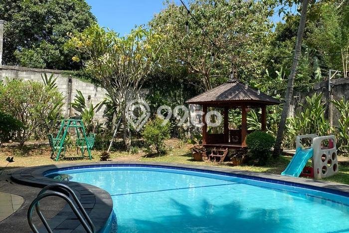 Best Deal Hunian Mewah Ideal dan Luas di Ciracas, Jakarta Timur Best Deal Hunian Mewah Ideal dan Luas di Ciracas, Jakarta Timur