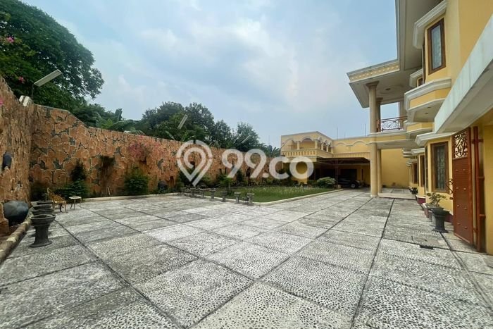 Ready to Use! Luxury House LT 2306m2 Desain Elegan di Tugu Ready to Use! Luxury House LT 2306m2 Desain Elegan di Tugu